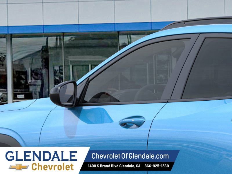 New 2026 Chevrolet Trax RS image 3