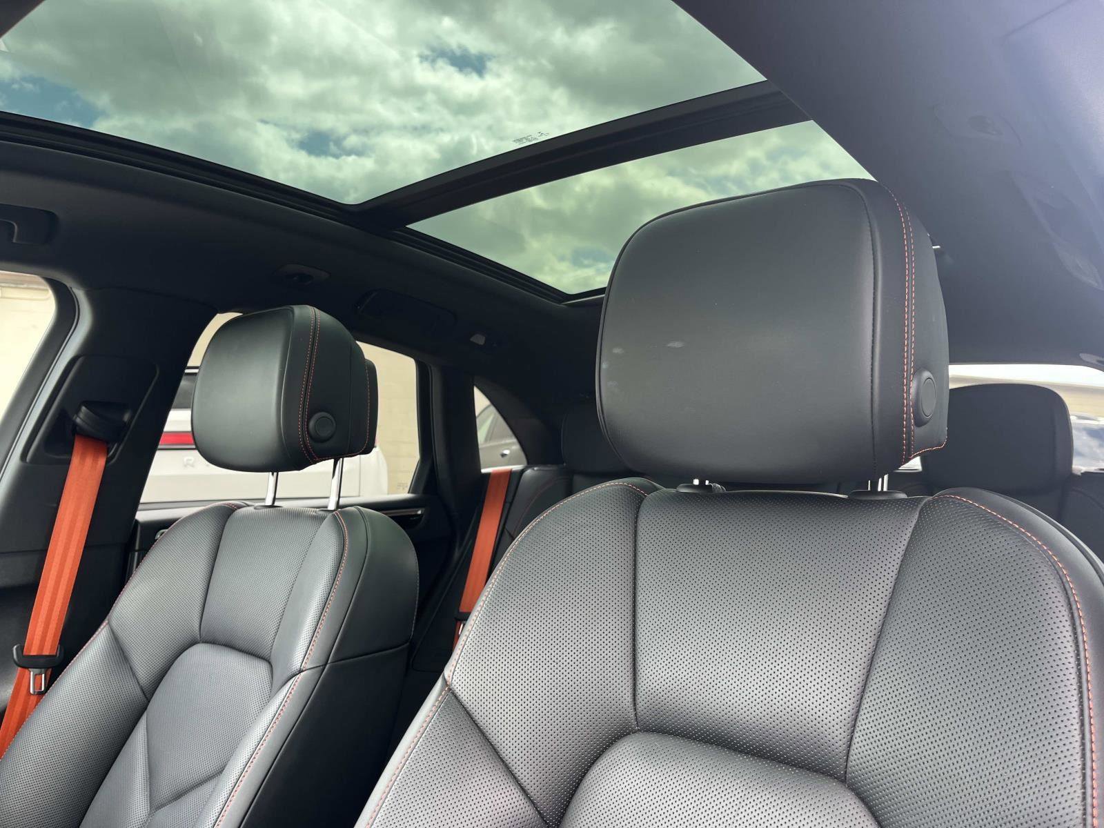 Used 2022 Porsche Macan S AWD/4WD image 26