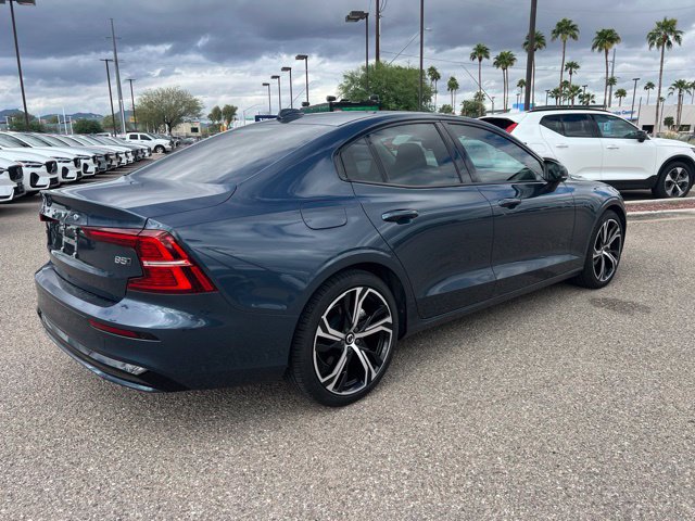Used 2025 Volvo S60 B5 Core AWD/4WD image 3