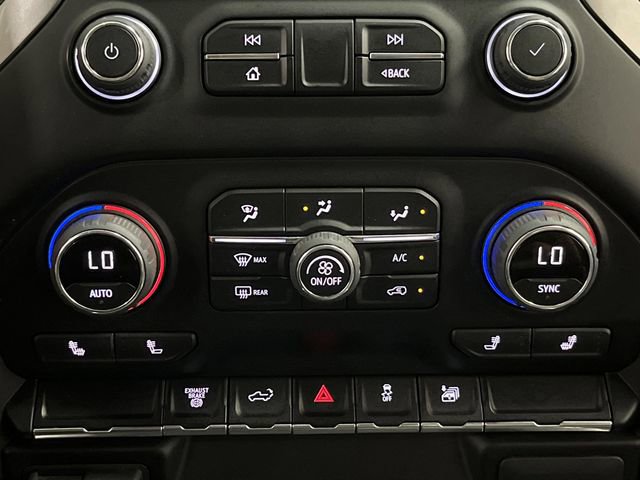 Used 2022 Chevrolet Silverado 2500 LT w/ Convenience Package image 19