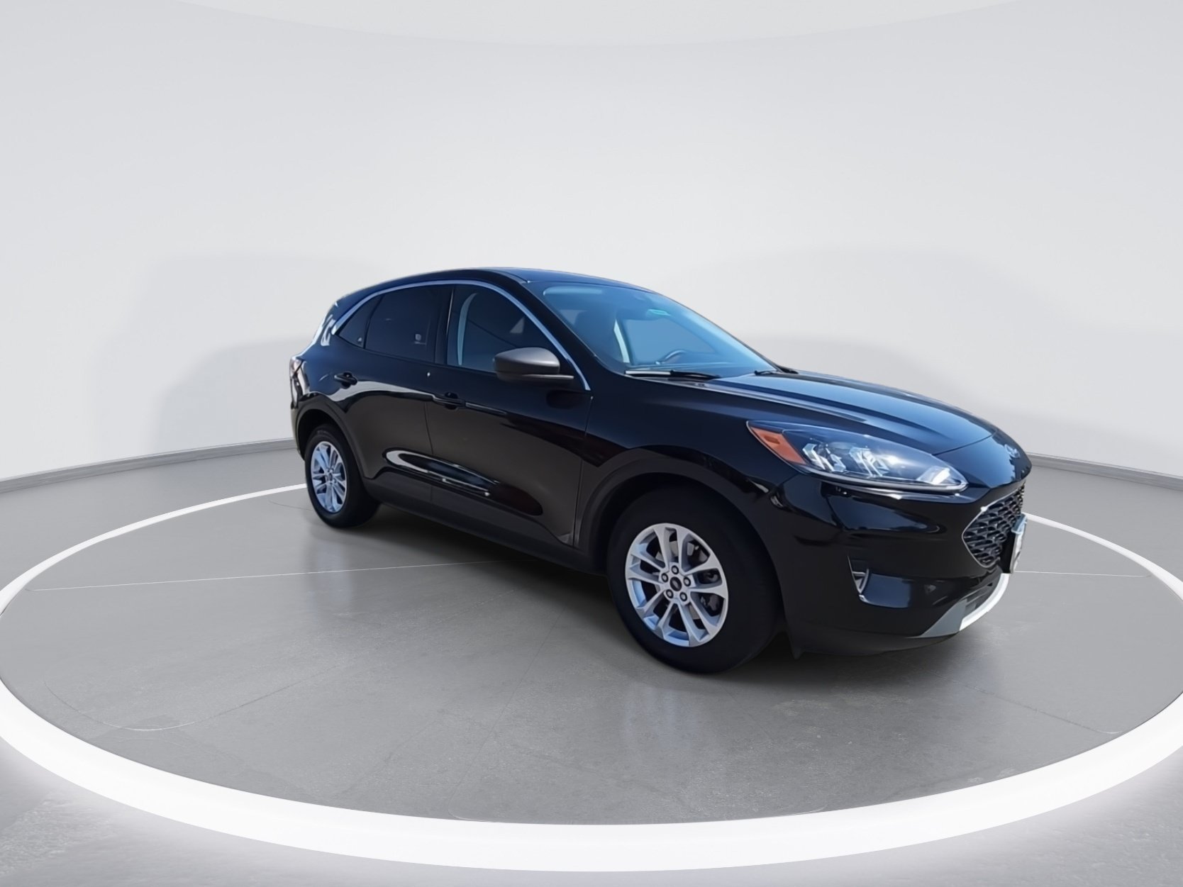 Used 2022 Ford Escape SE w/ Convenience Package FWD image 2