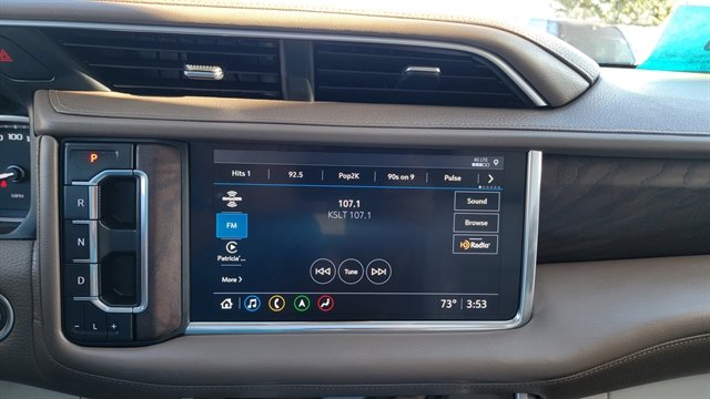 Used 2021 GMC Yukon XL Denali w/ Denali Premium Package image 30