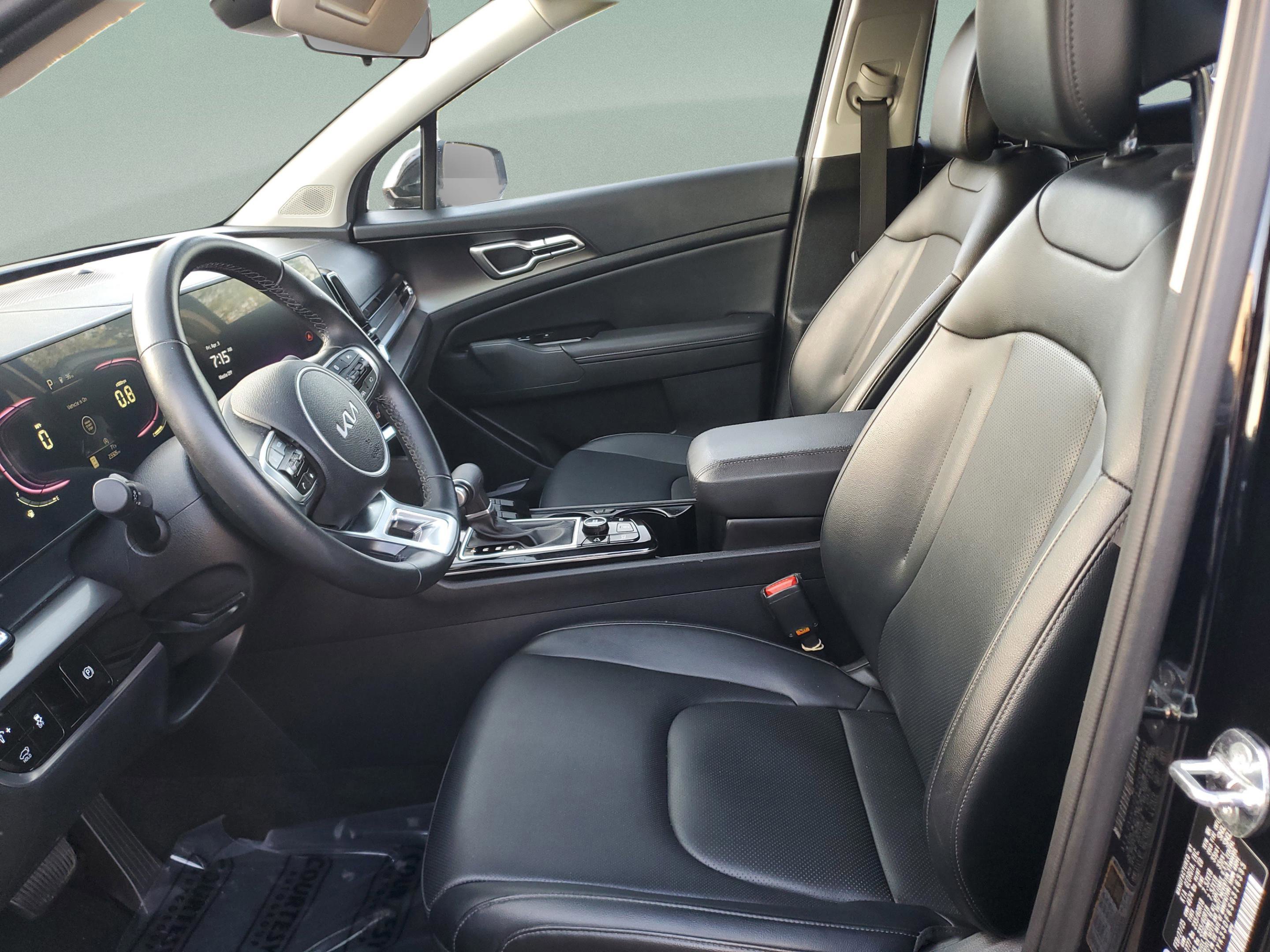 Certified 2025 Kia Sportage EX w/ Premium Package image 20