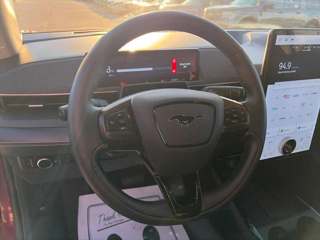 Used 2025 Ford Mustang Mach-E Premium image 24