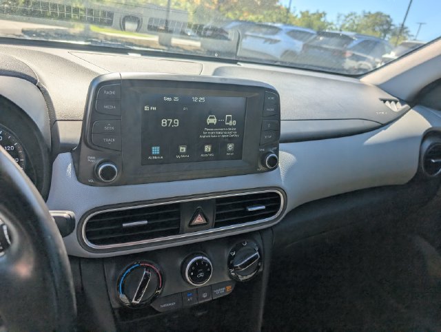 Used 2021 Hyundai Kona SEL w/ Cargo Package FWD image 18
