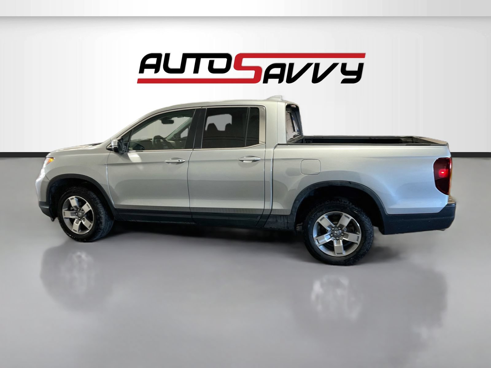 Used 2025 Honda Ridgeline RTL+ image 4