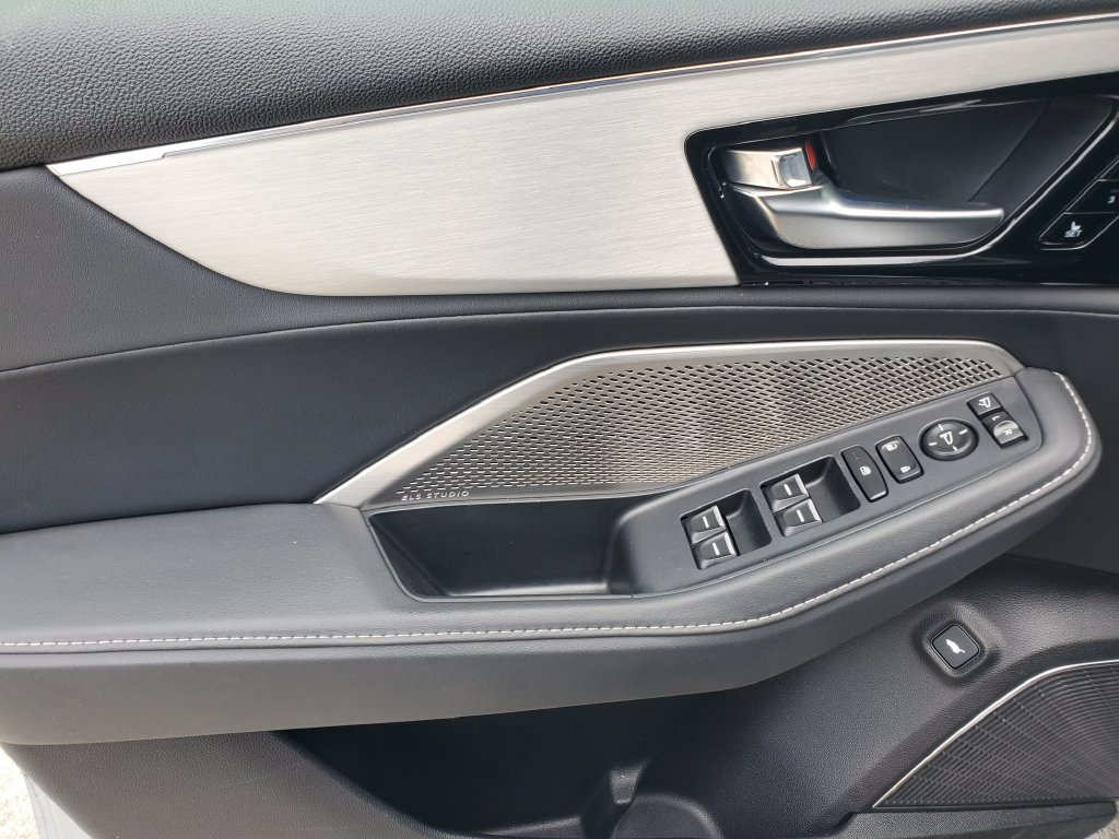 Used 2024 Acura MDX w/ Technology Package FWD image 21