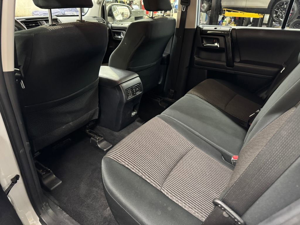 Used 2024 Toyota 4Runner TRD Off-Road image 13