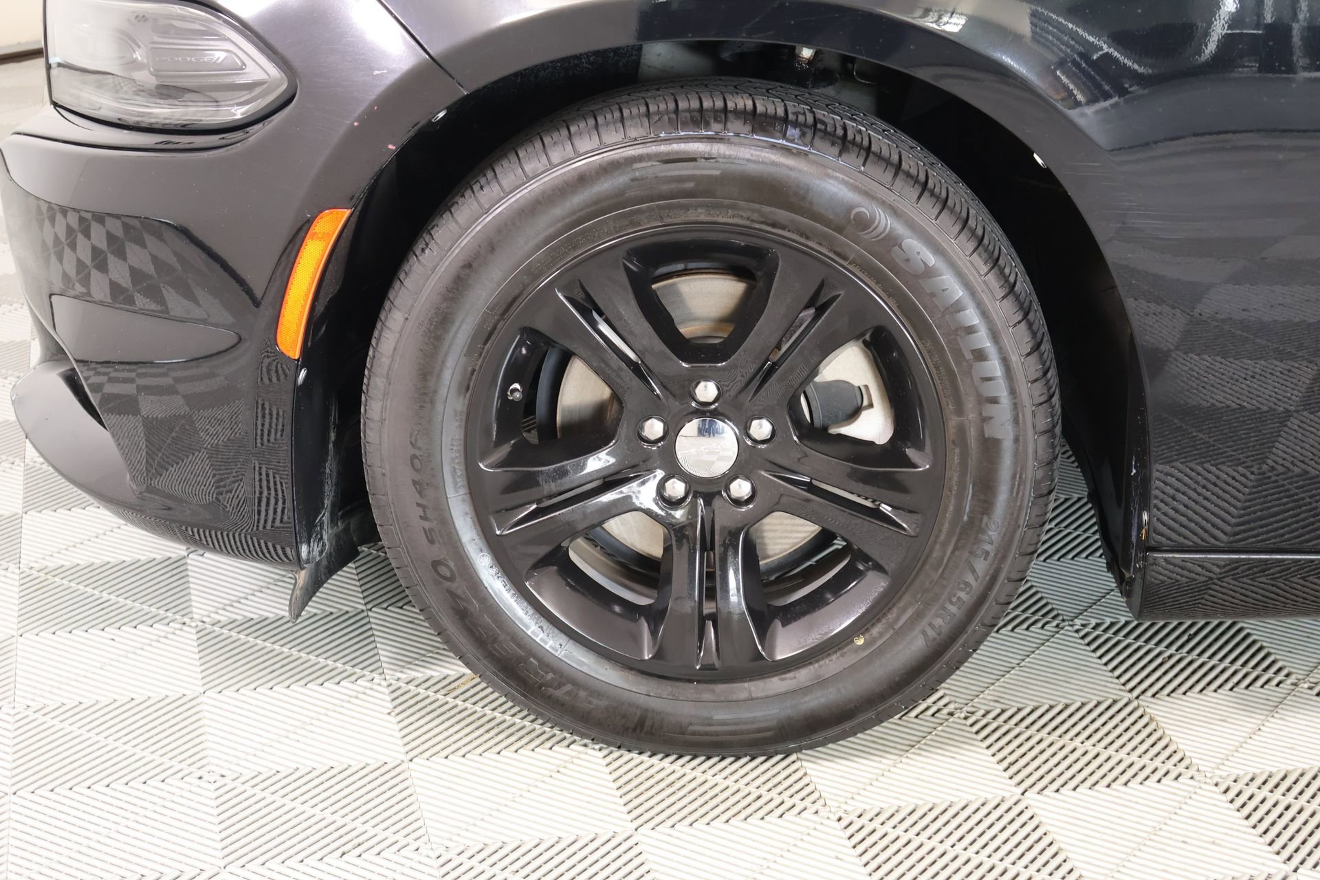 Used 2023 Dodge Charger SXT RWD image 16