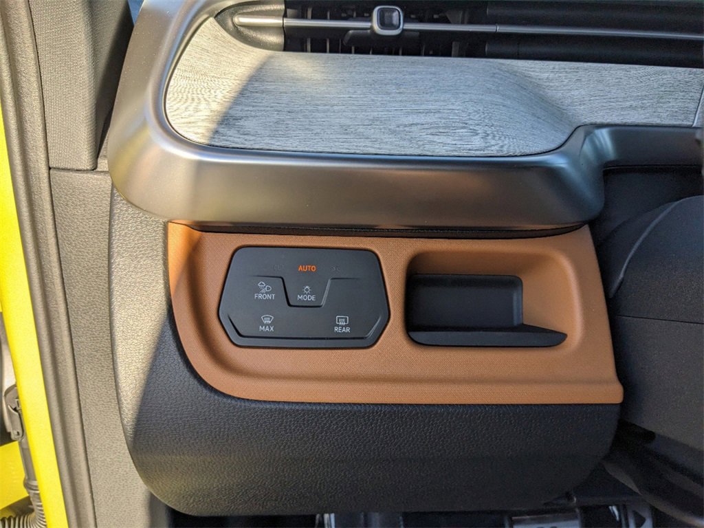 New 2025 Volkswagen ID. Buzz Pro S Plus image 23