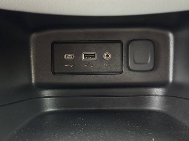 Used 2024 Chevrolet Equinox LT w/ LPO, Floor Liner Package FWD image 26