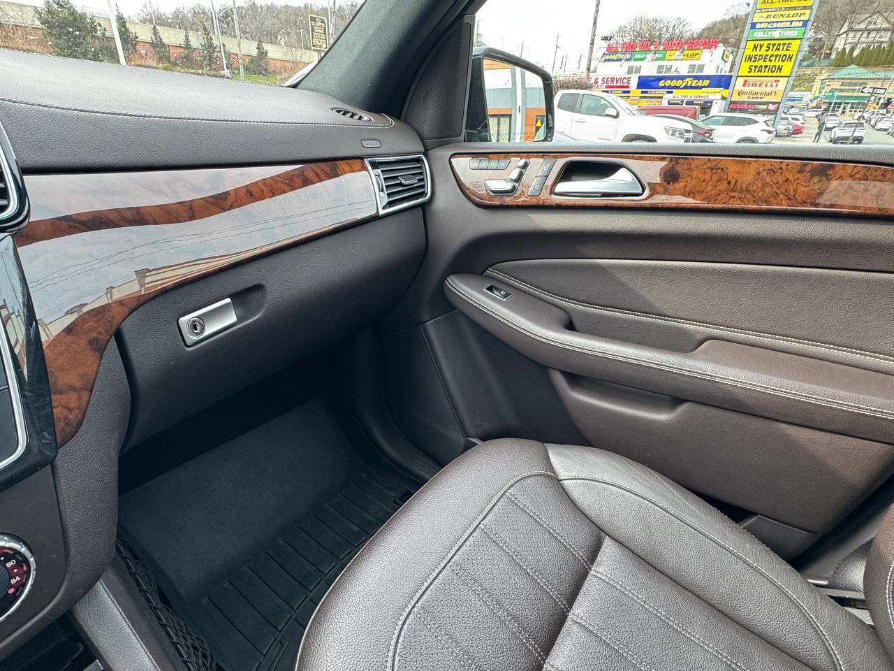 Used 2018 Mercedes-Benz GLS 450 4MATIC image 10