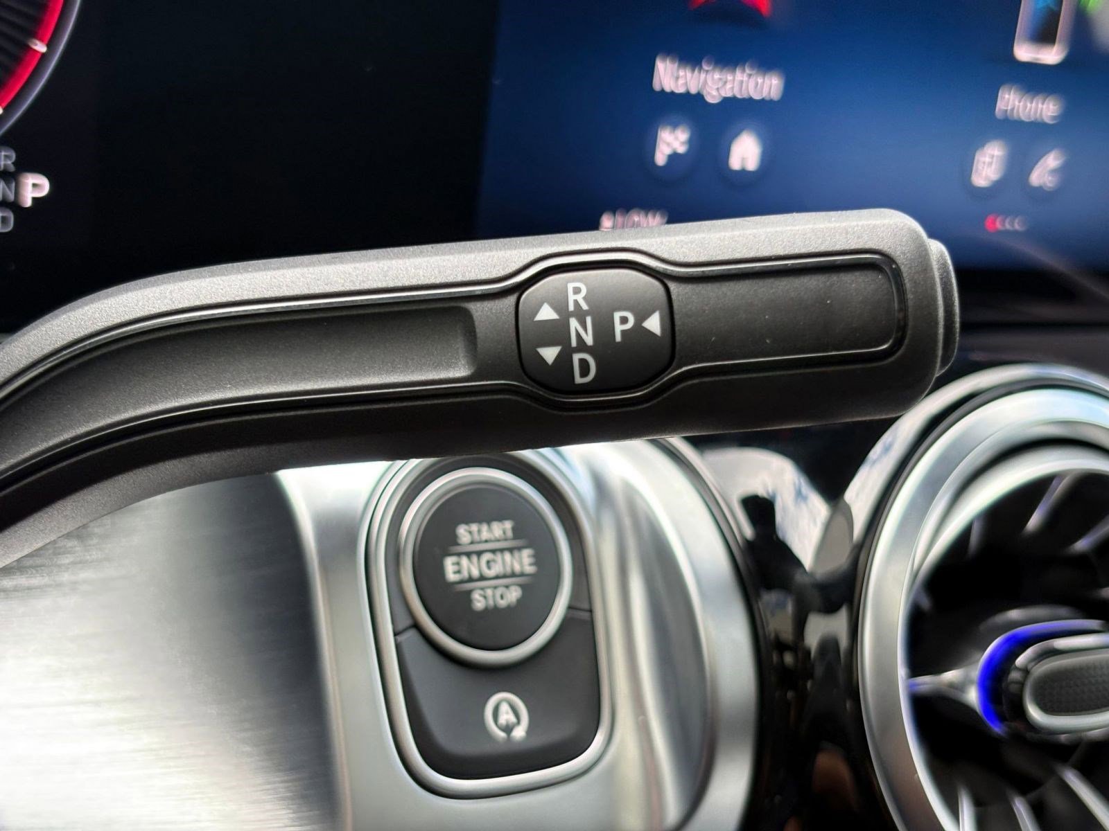 New 2026 Mercedes-Benz GLB 250 4MATIC image 17