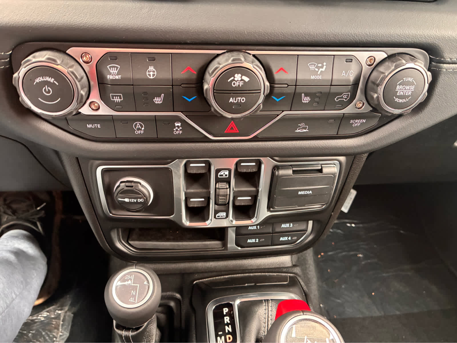 New 2026 Jeep Wrangler Sahara image 22