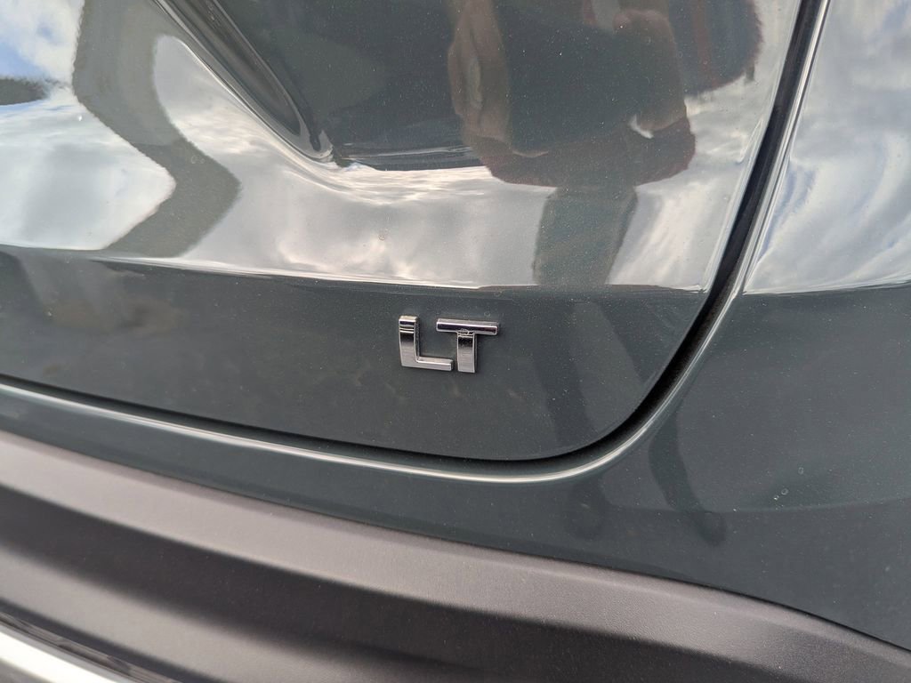 Used 2025 Chevrolet Trax LT image 9