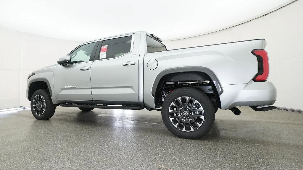 New 2026 Toyota Tundra Limited AWD/4WD image 20