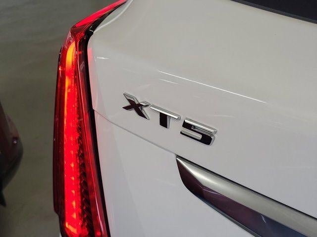Certified 2023 Cadillac XT5 Luxury FWD image 7