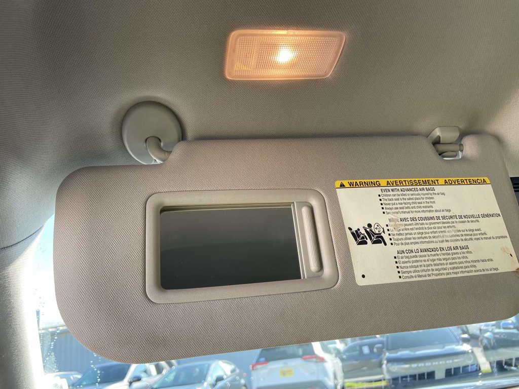 Used 2025 Toyota Grand Highlander FWD image 31