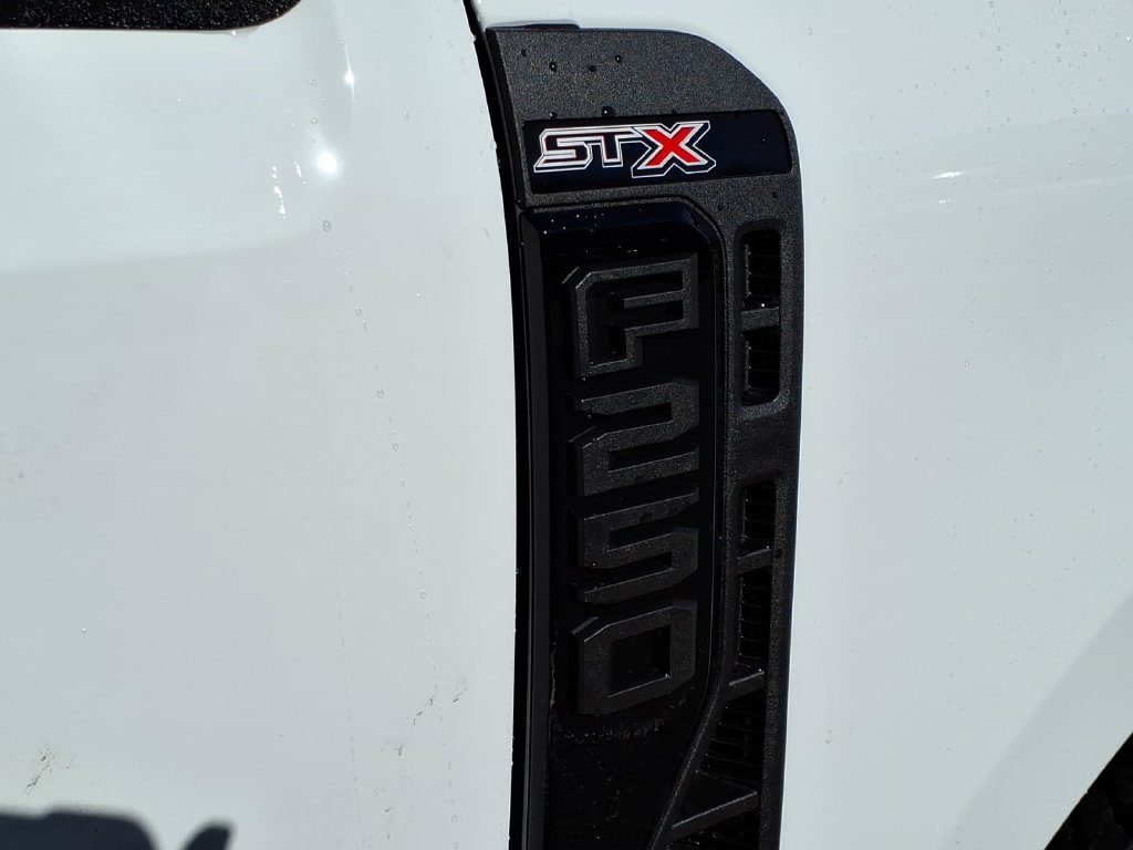 New 2027 Ford F250 XL w/ Tremor Off-Road Package AWD/4WD image 13