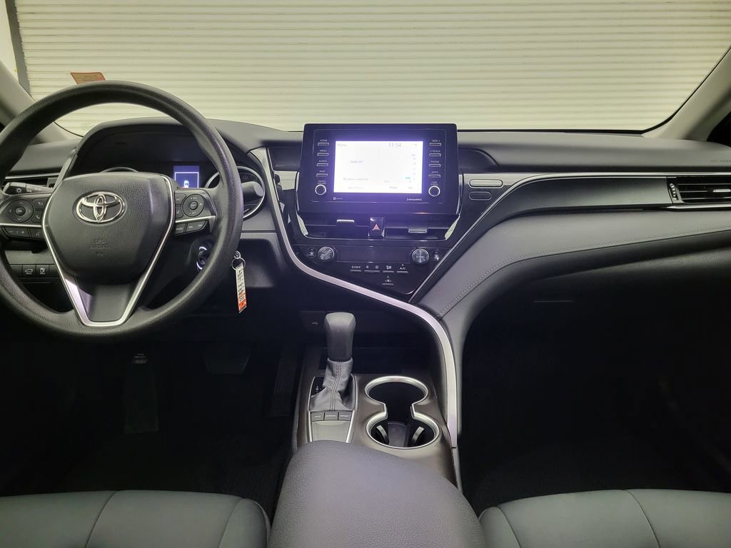 Used 2022 Toyota Camry LE image 38