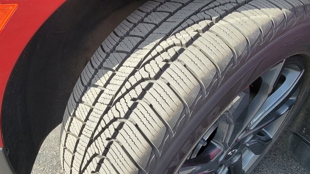 Used 2022 Chevrolet Equinox RS w/ RS Leather Package image 12