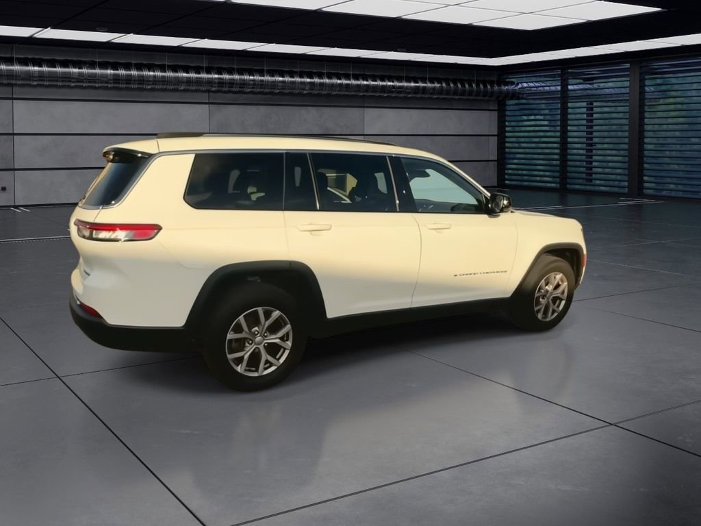 Used 2022 Jeep Grand Cherokee L Limited image 9