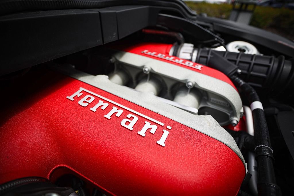 Used 2026 Ferrari Purosangue image 26