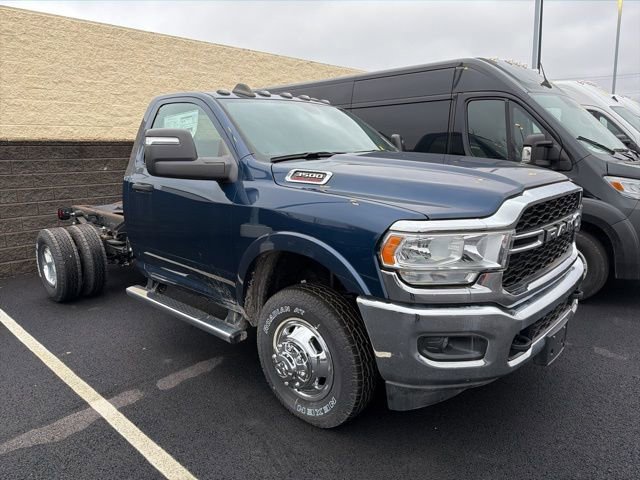 New 2024 RAM 3500 Tradesman