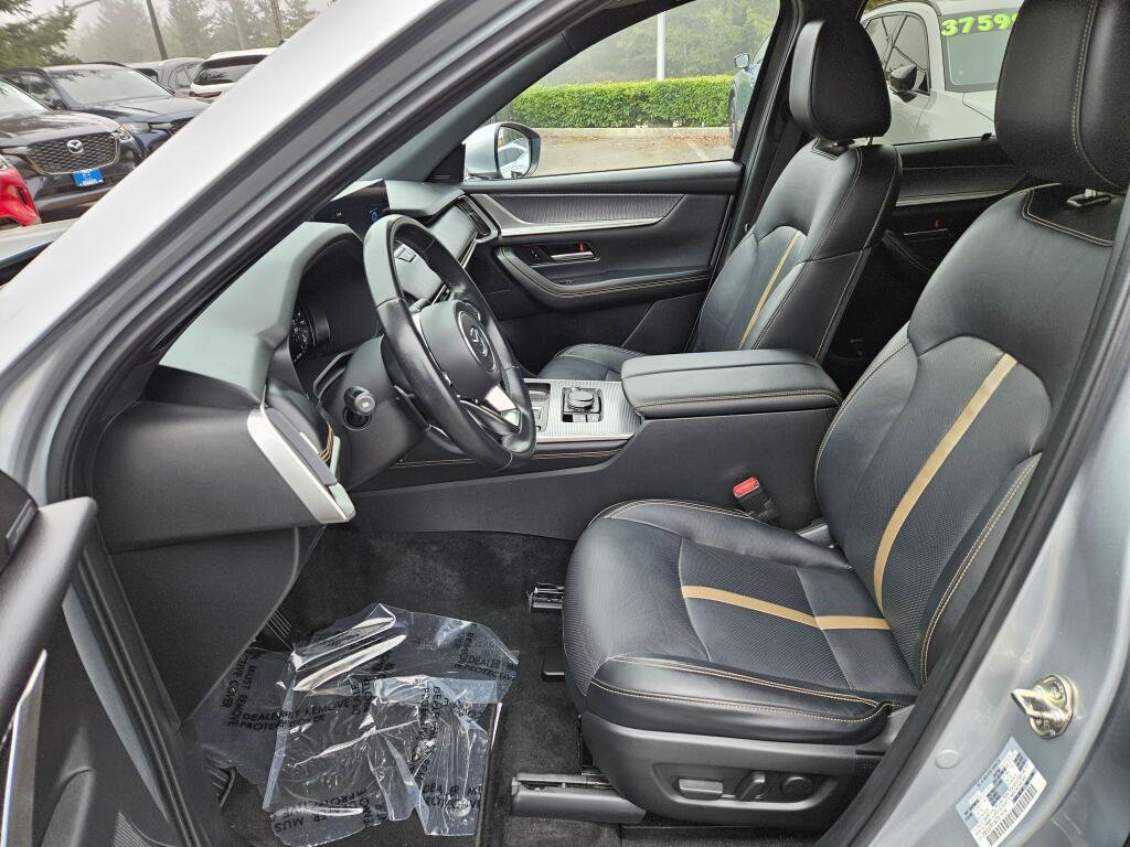 Certified 2024 MAZDA CX-90 Plug-In Hybrid w/ Premium Plus AWD/4WD image 18
