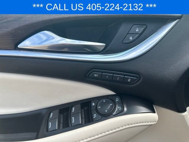 Used 2023 Buick Enclave Avenir AWD/4WD image 20