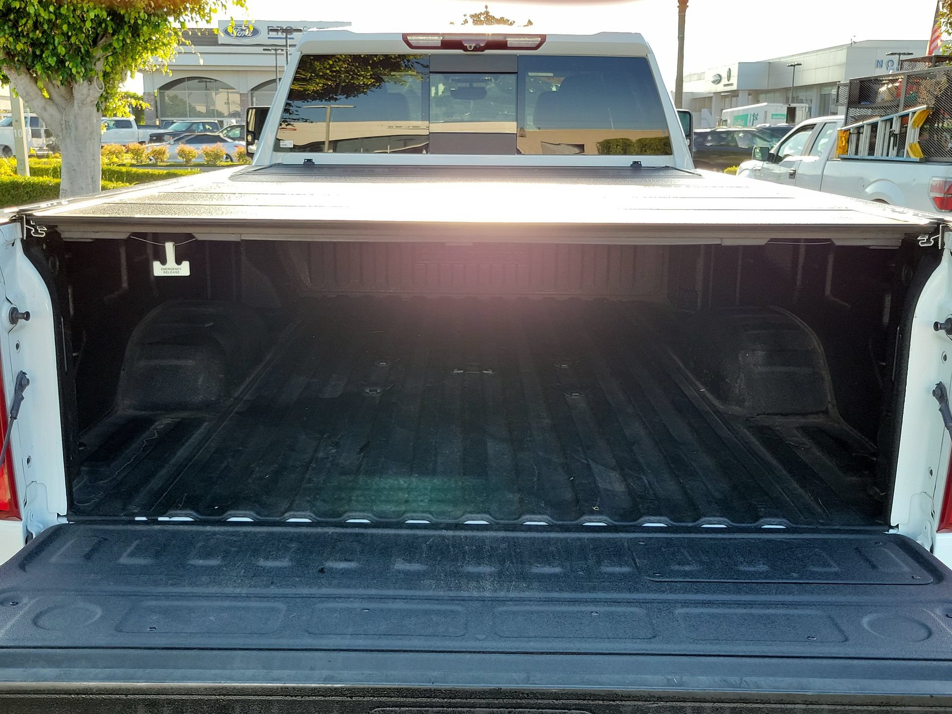 Used 2024 Chevrolet Silverado 2500 High Country w/ High Country Premium Package AWD/4WD image 22