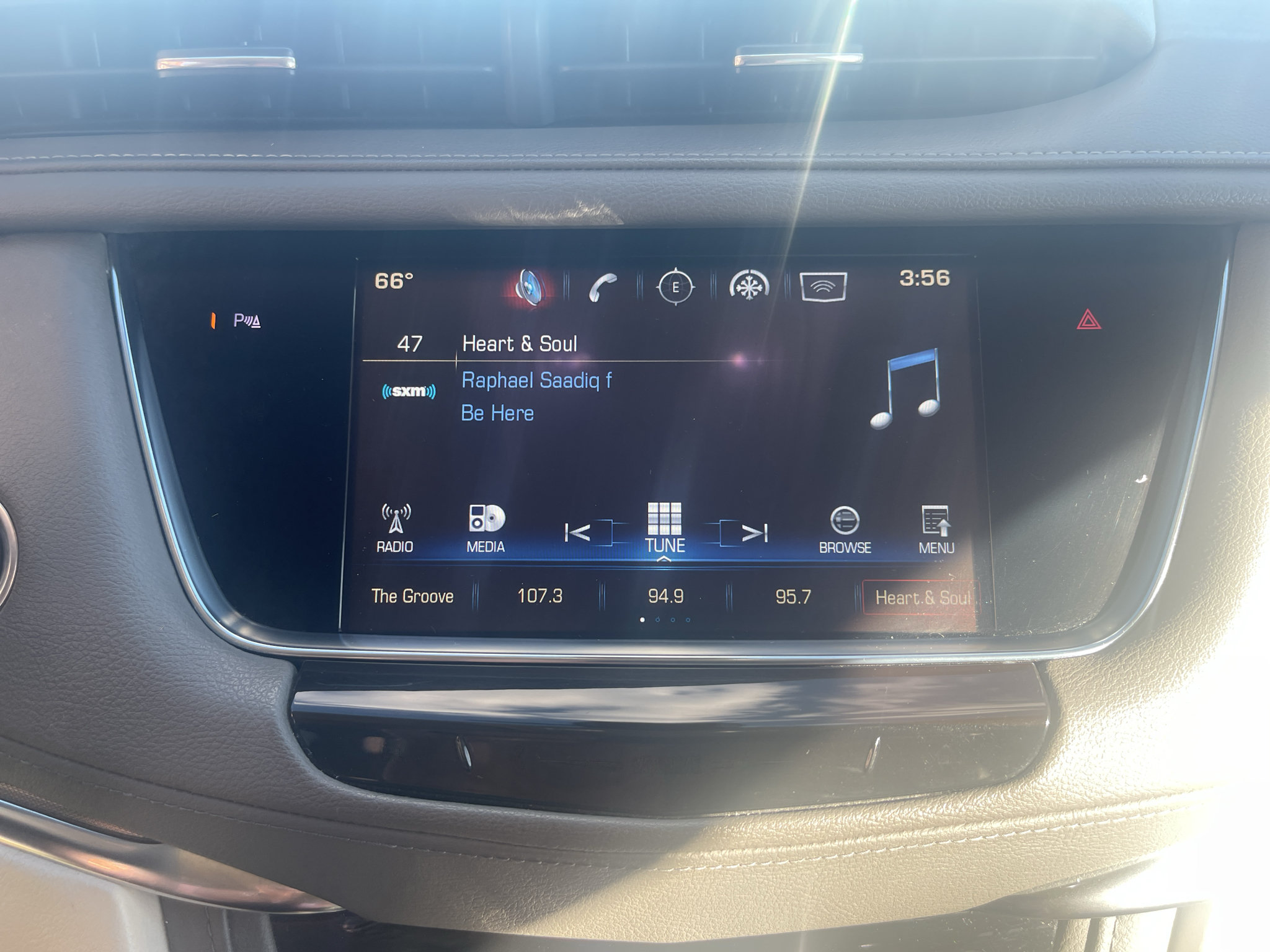 Used 2017 Cadillac XT5 Luxury w/ Driver Awareness Package AWD/4WD image 21
