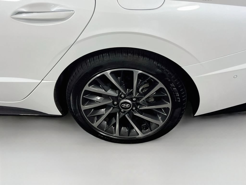Certified 2022 Hyundai Sonata Limited w/ Cargo Package FWD image 28