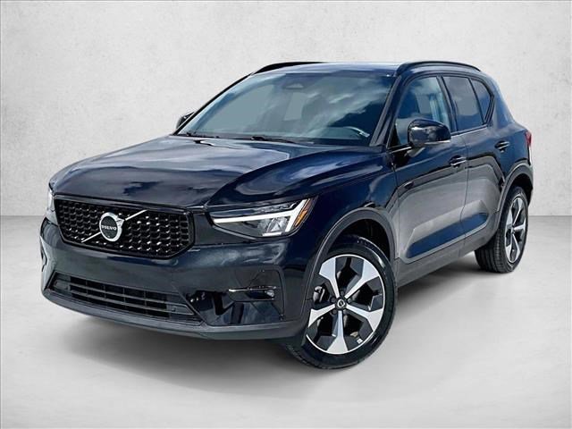 Used 2024 Volvo XC40 B5 Plus