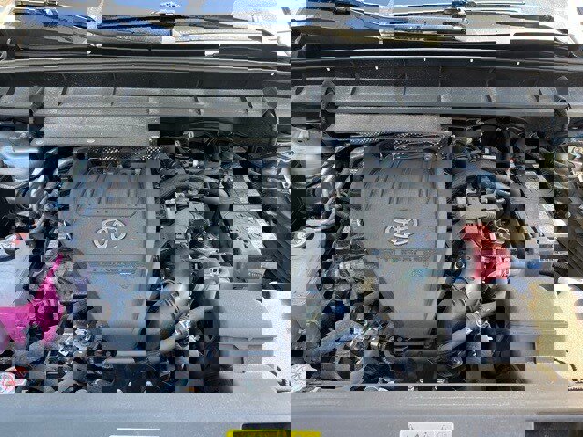 Used 2023 Toyota Highlander Limited image 5