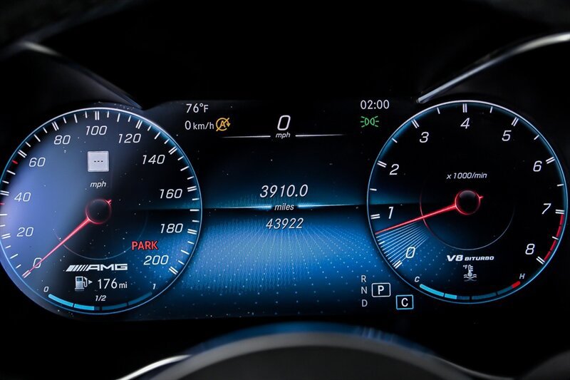 Used 2021 Mercedes-Benz GLC 63 AMG 4MATIC image 23
