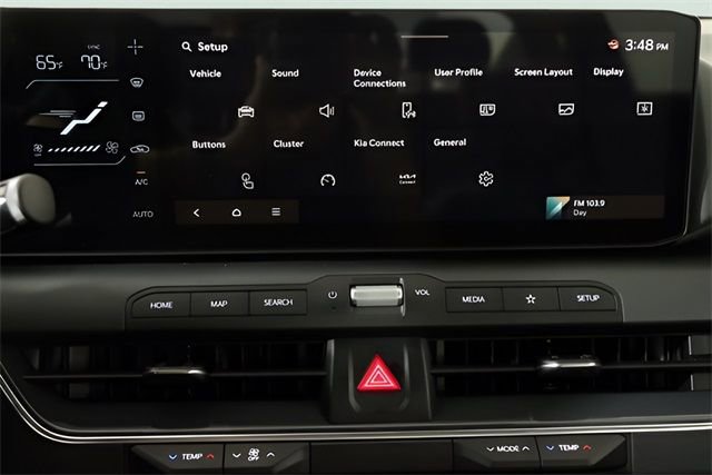 Certified 2025 Kia K4 EX image 25