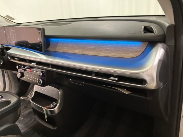 Used 2026 Hyundai Ioniq 9 SEL image 25