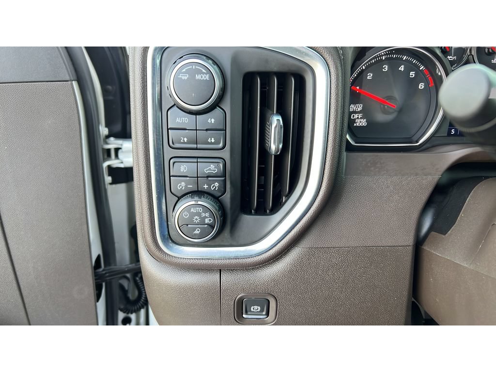 Certified 2022 Chevrolet Silverado 1500 LTZ AWD/4WD image 23
