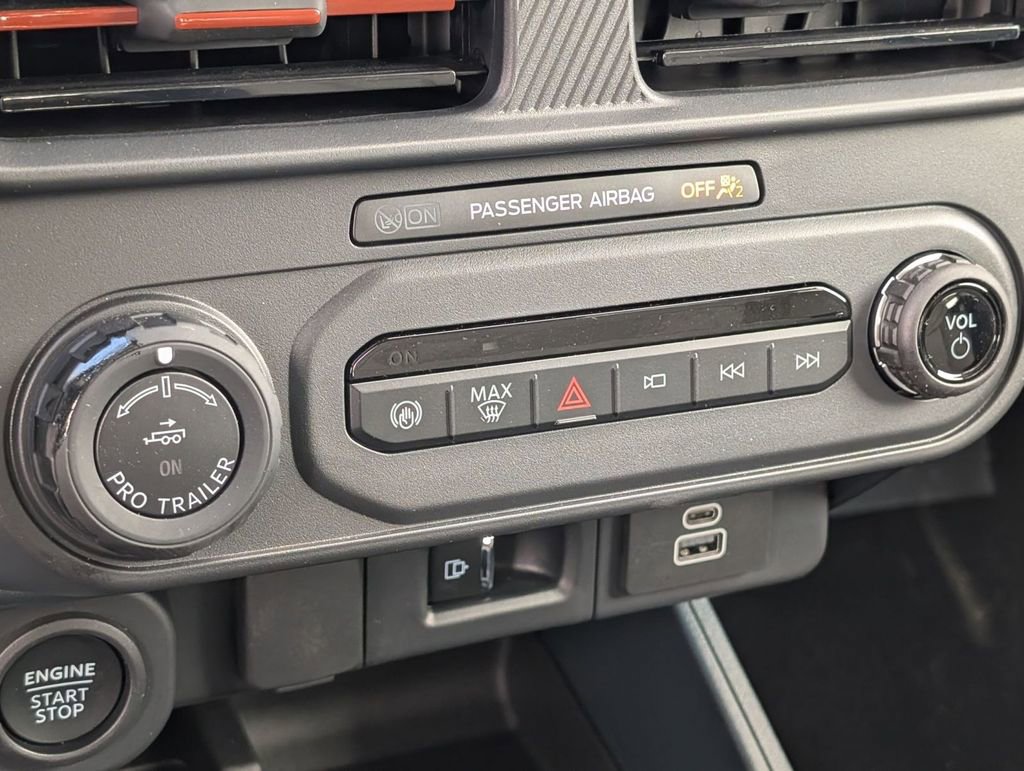 New 2025 Ford Maverick Lariat w/ 4K Tow Package image 37