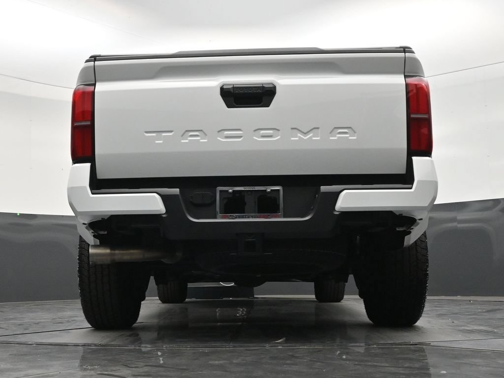 Used 2026 Toyota Tacoma SR5 RWD image 23