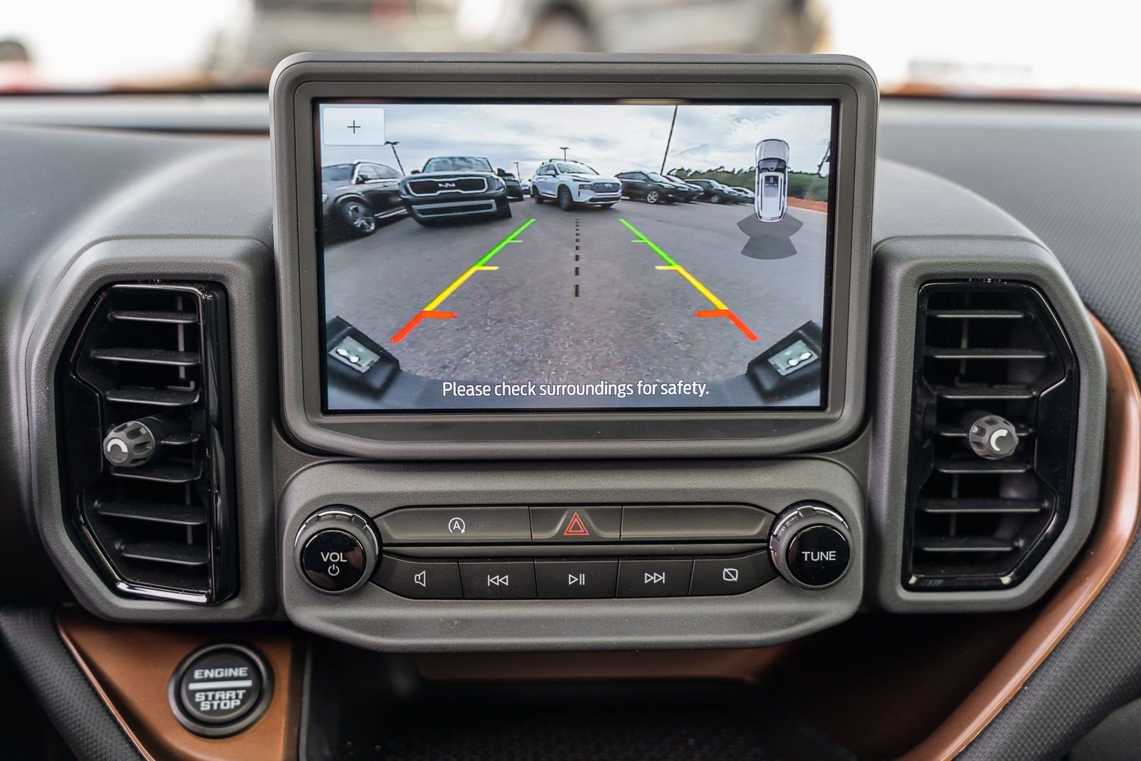 Used 2024 Ford Bronco Sport Outer Banks w/ Tech Package image 35