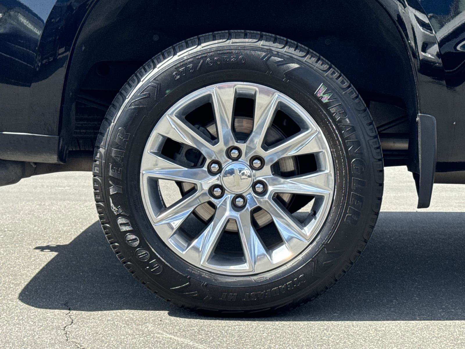 Used 2019 Chevrolet Silverado 1500 LTZ w/ LTZ Plus Package RWD image 32