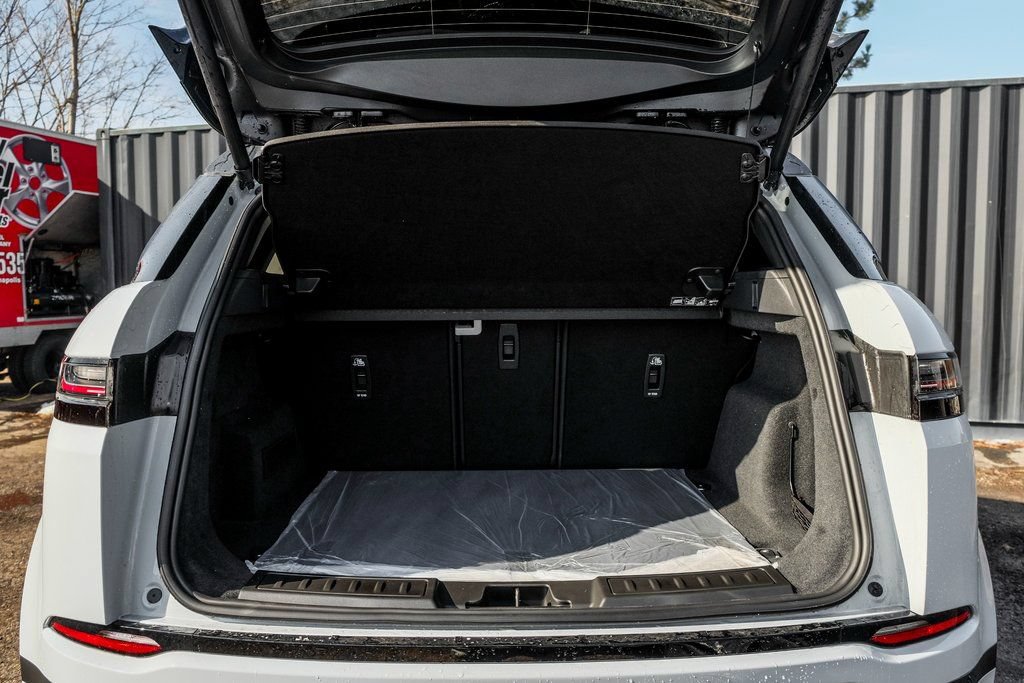 New 2026 Land Rover Range Rover Evoque S AWD/4WD image 9