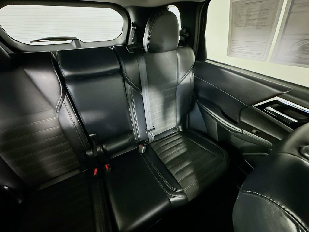 Used 2025 Mitsubishi Outlander SE AWD/4WD image 14