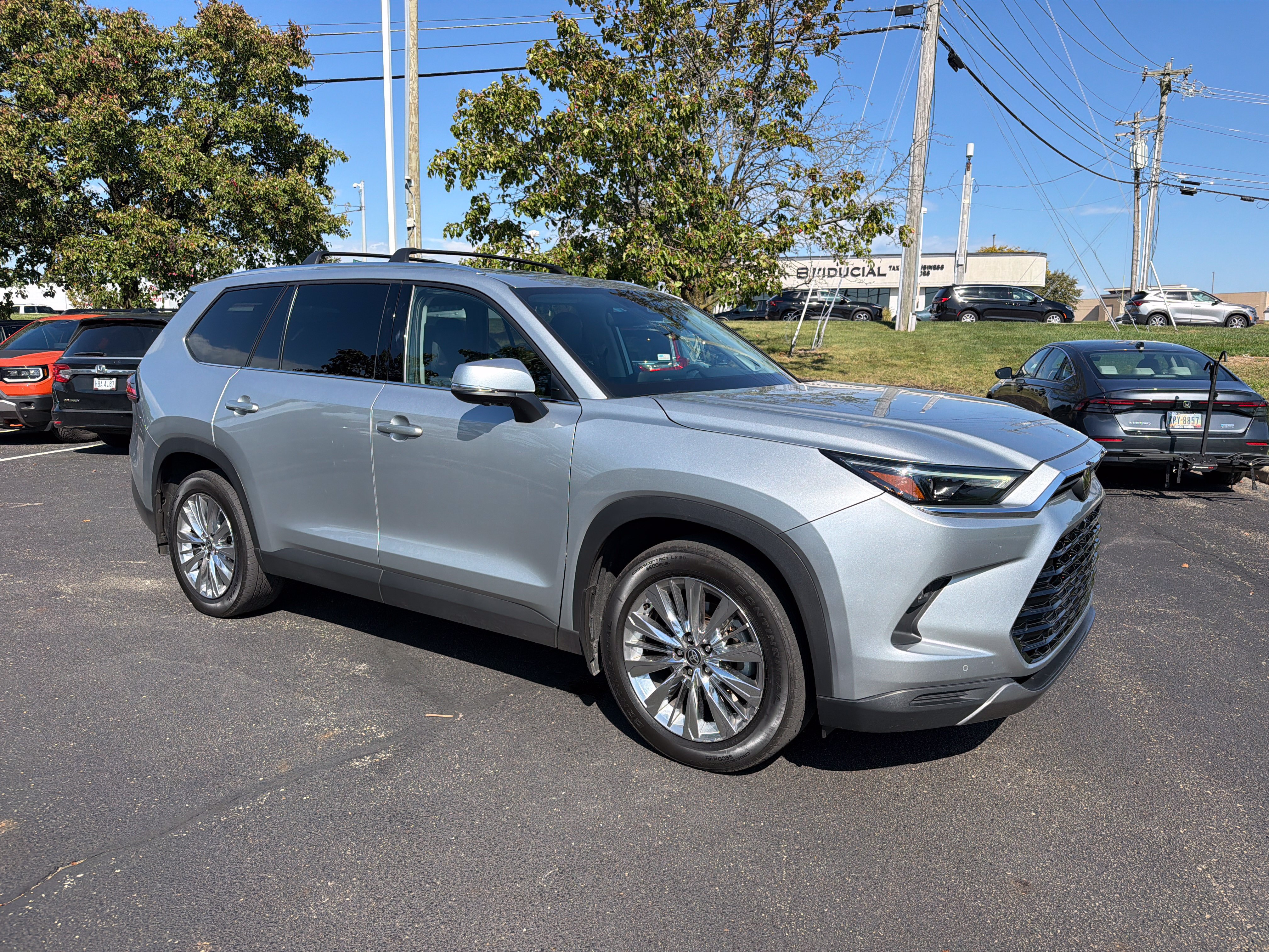 Used 2024 Toyota Grand Highlander AWD image 25