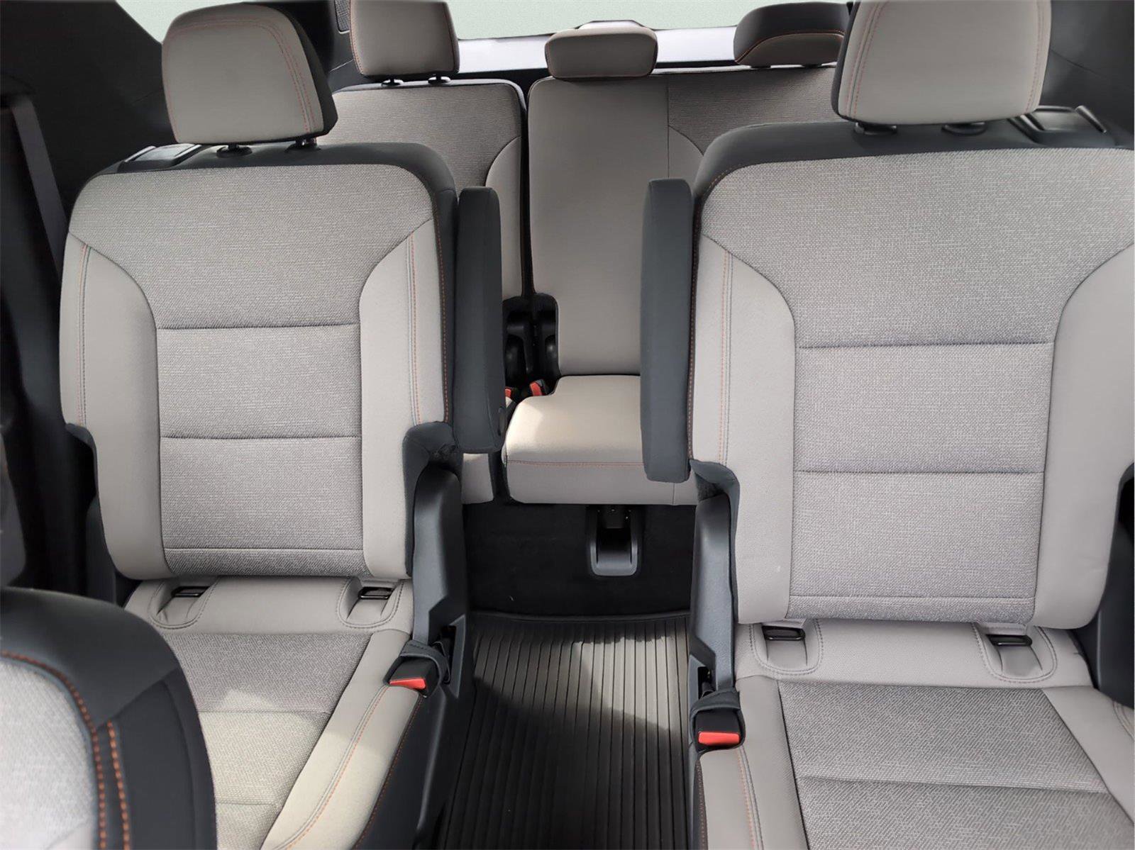 New 2026 Chevrolet Traverse LT w/ Driver Confidence Package image 18