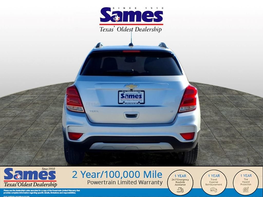 Used 2020 Chevrolet Trax LT w/ LT Convenience Package FWD image 4