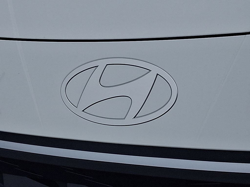 New 2026 Hyundai Elantra SEL Sport FWD image 20