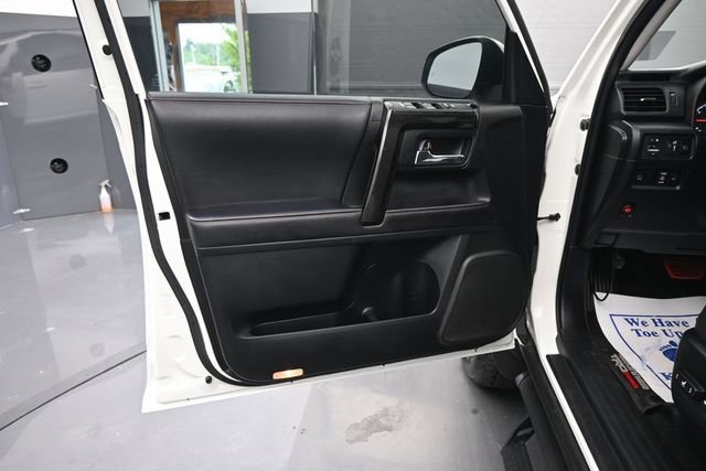 Used 2022 Toyota 4Runner TRD Pro AWD/4WD image 10